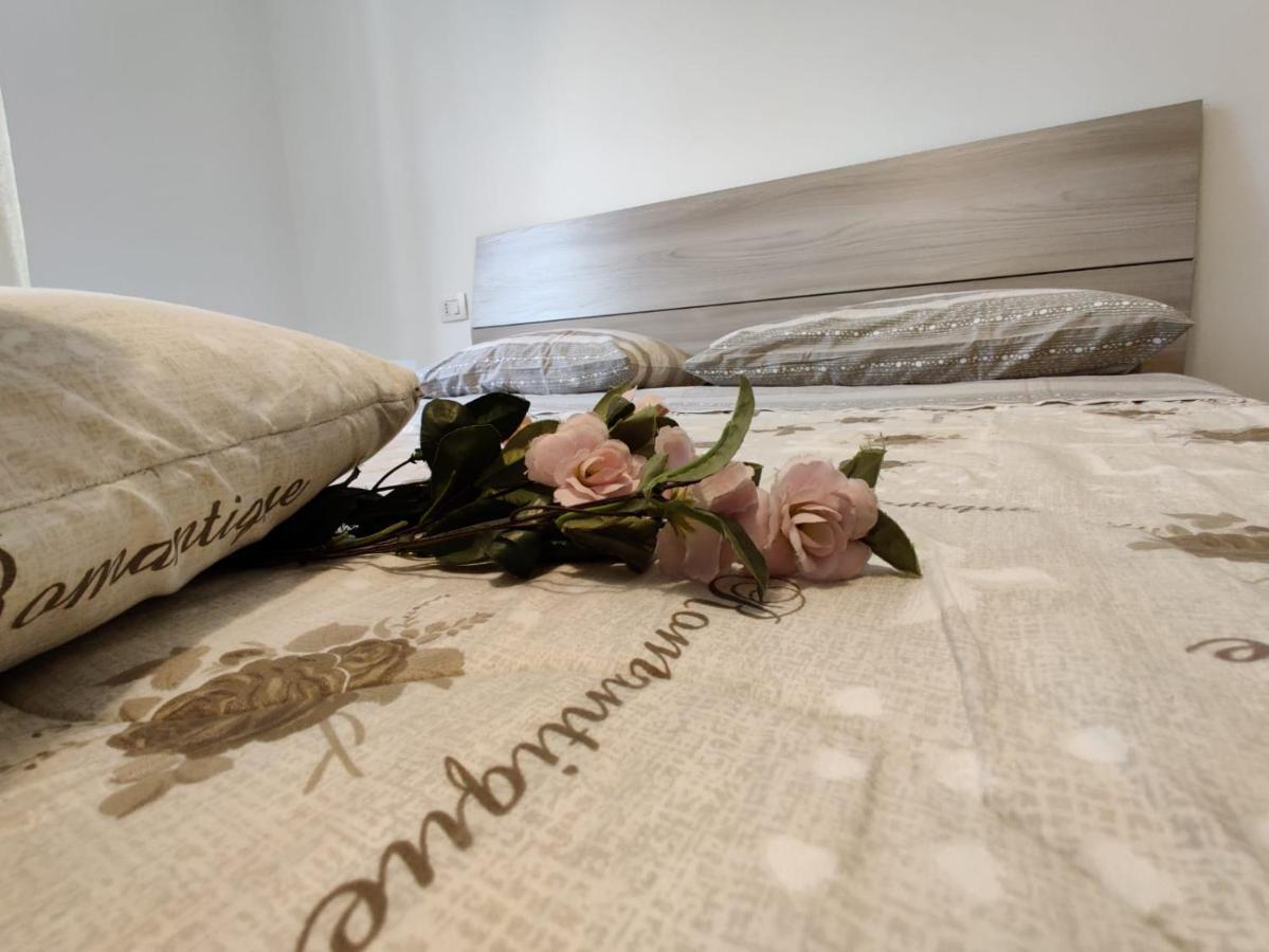 Wow Home - 175 Mq - Posteggio Privato - Davanti Porto Traghetti - Fino A 10 Posti Letto Génova Exterior foto