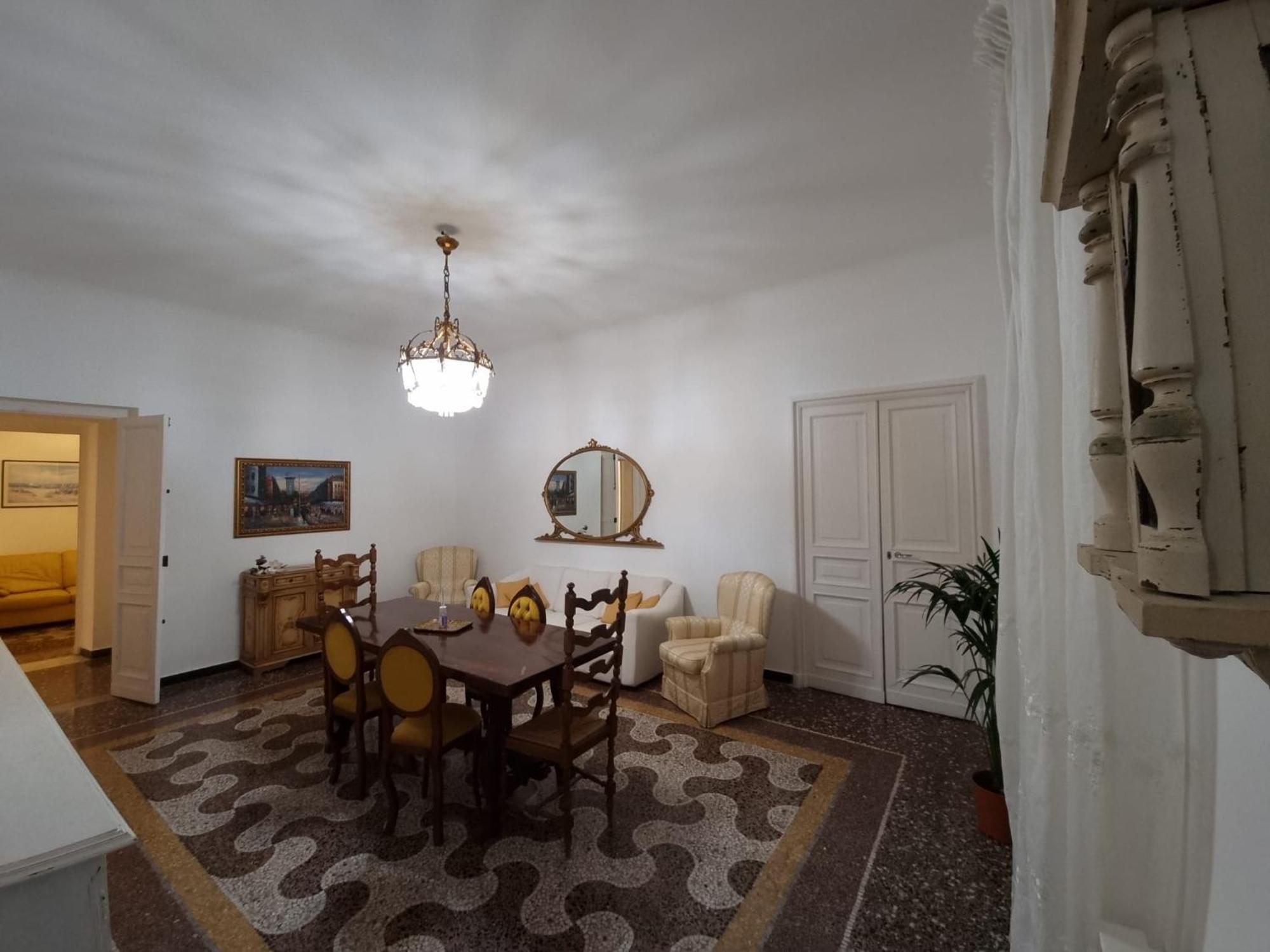 Wow Home - 175 Mq - Posteggio Privato - Davanti Porto Traghetti - Fino A 10 Posti Letto Génova Exterior foto